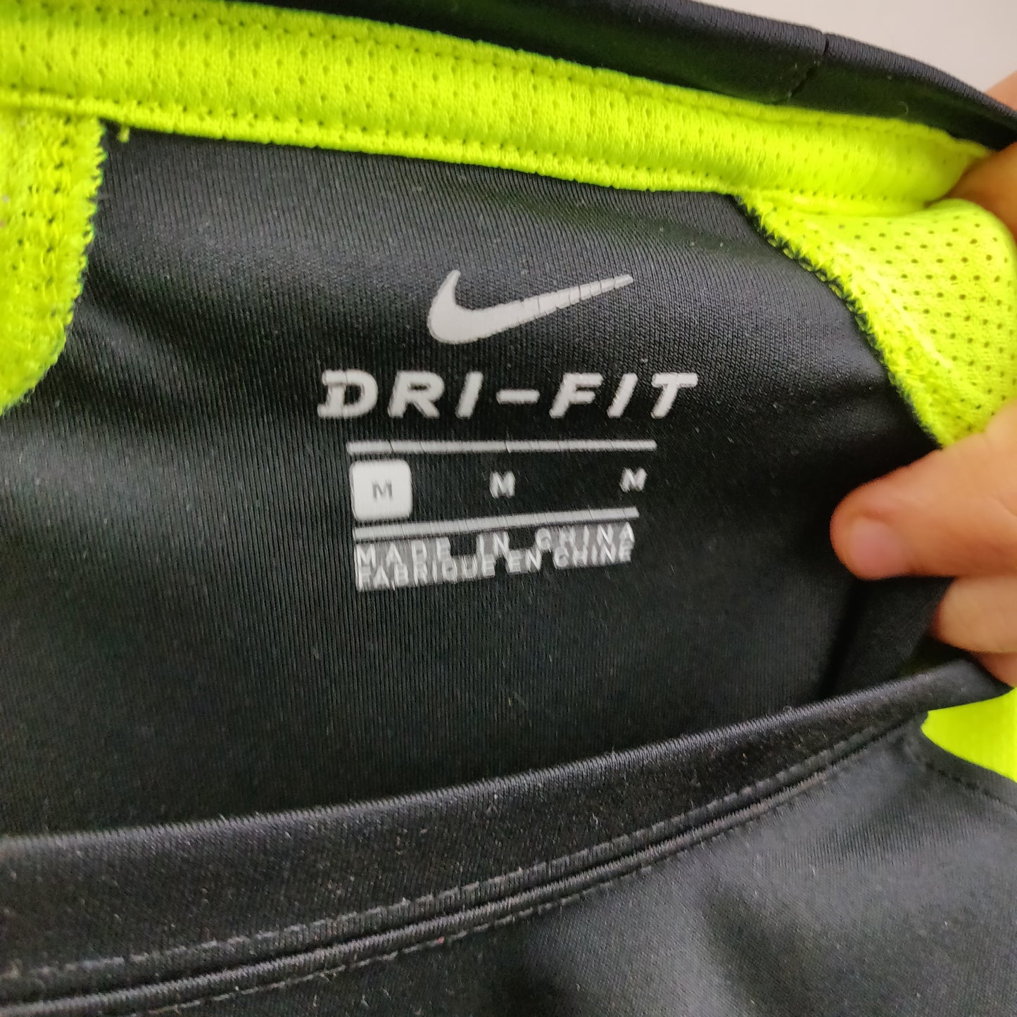 Nike Dri-Fit Black Long Sleeve Activewear Compression T-shirt Women Size Medium