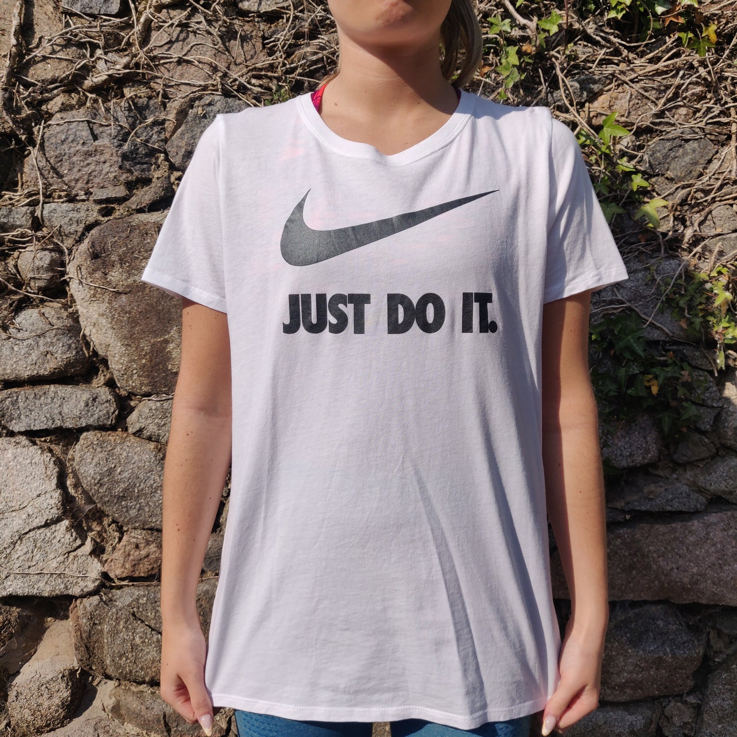 Nike Just Do It Big Swoosh White NSW Tee Crew Neck T-shirt Women Size Medium