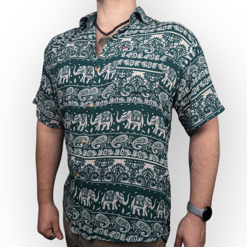 Vintage Ethnic Elephant Paisley Print Green Hawaiian Shirt Men Size Large