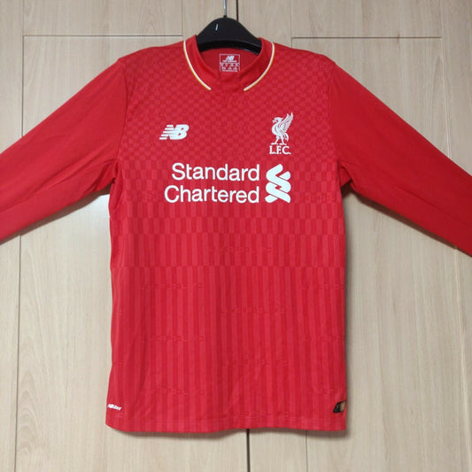 Liverpool FC Red New Balance Sweatshirt Long Sleeve Boys Size XL
