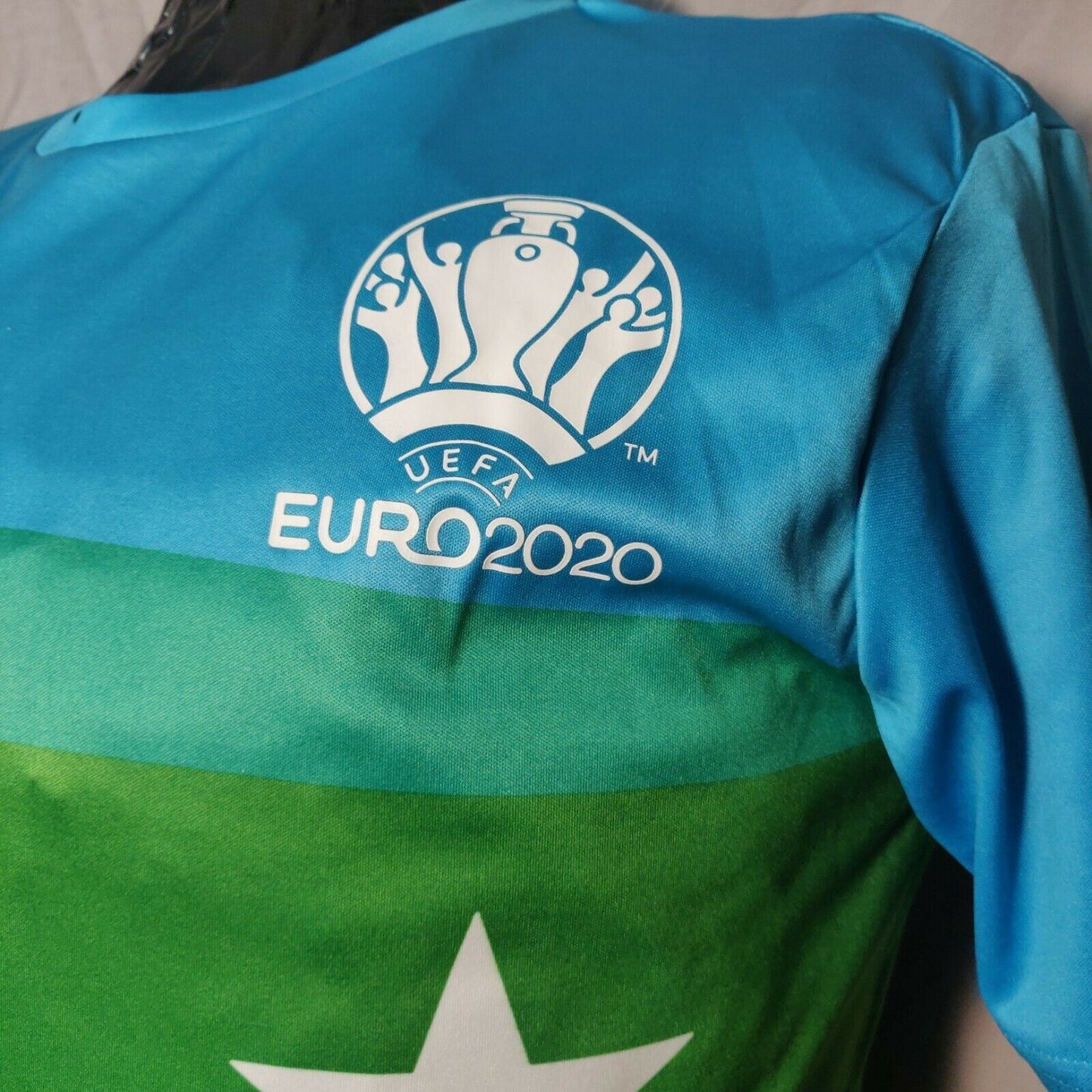 Heineken Green T-shirt Euronews 2020 Football Men Size Large