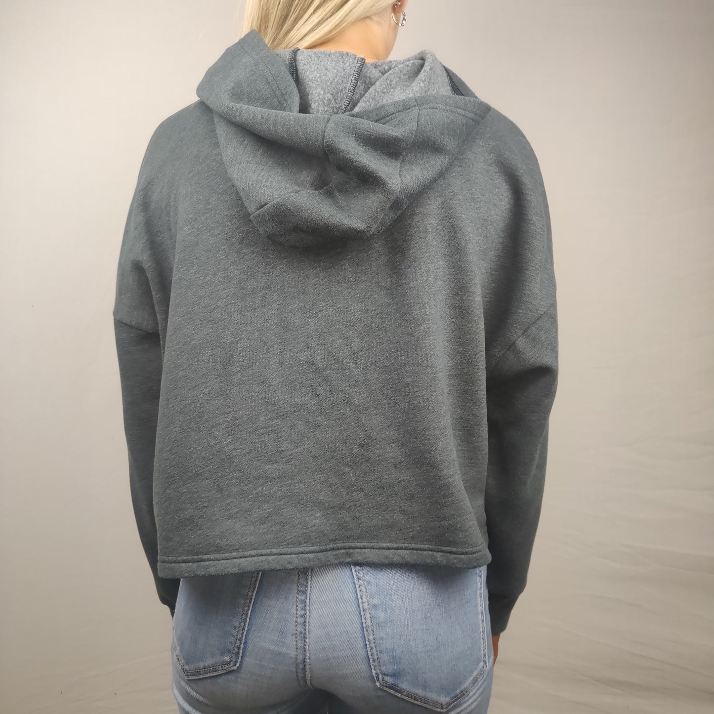 Under Armour Grey Loose Cropped Hoodie Women Size XS